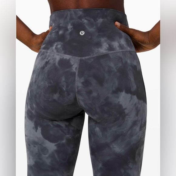 Lululemon Athletica Charcoal Tie-Dye Leggings Diamond Die Aligns 28" - Picture 4 of 10